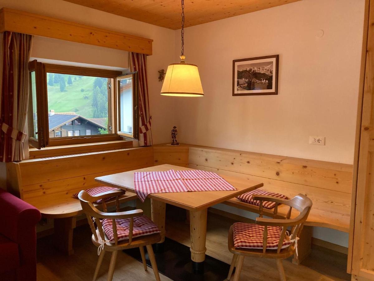 Week End Senoner Apartment Selva di Val Gardena Bagian luar foto